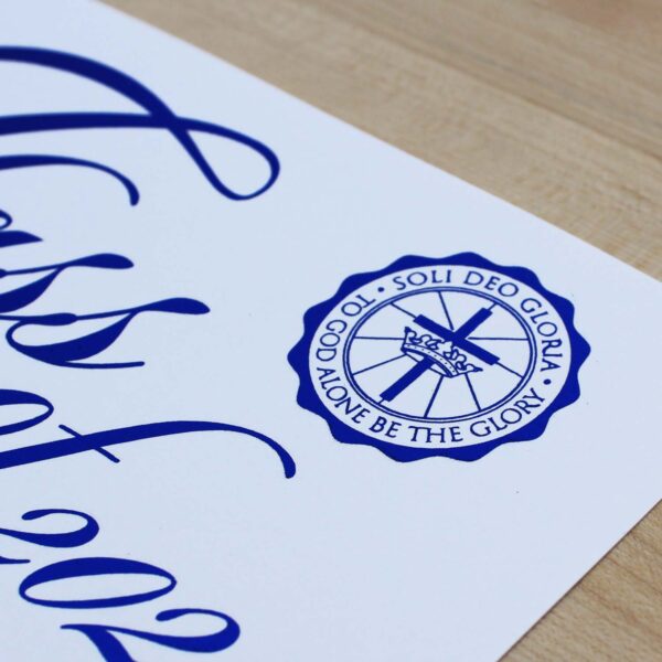 'Soli Deo Gloria' graduation crest